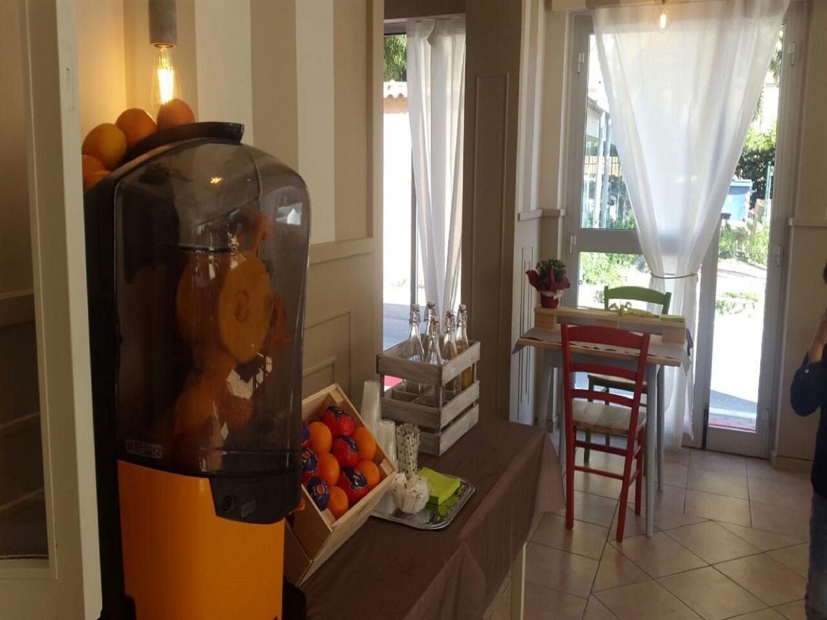 Hotel Raphael Bordighera Zewnętrze zdjęcie